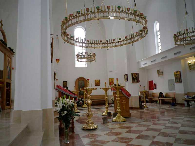 Interior Iglesia ortodoxa Rusa en Hortaleza Madrid